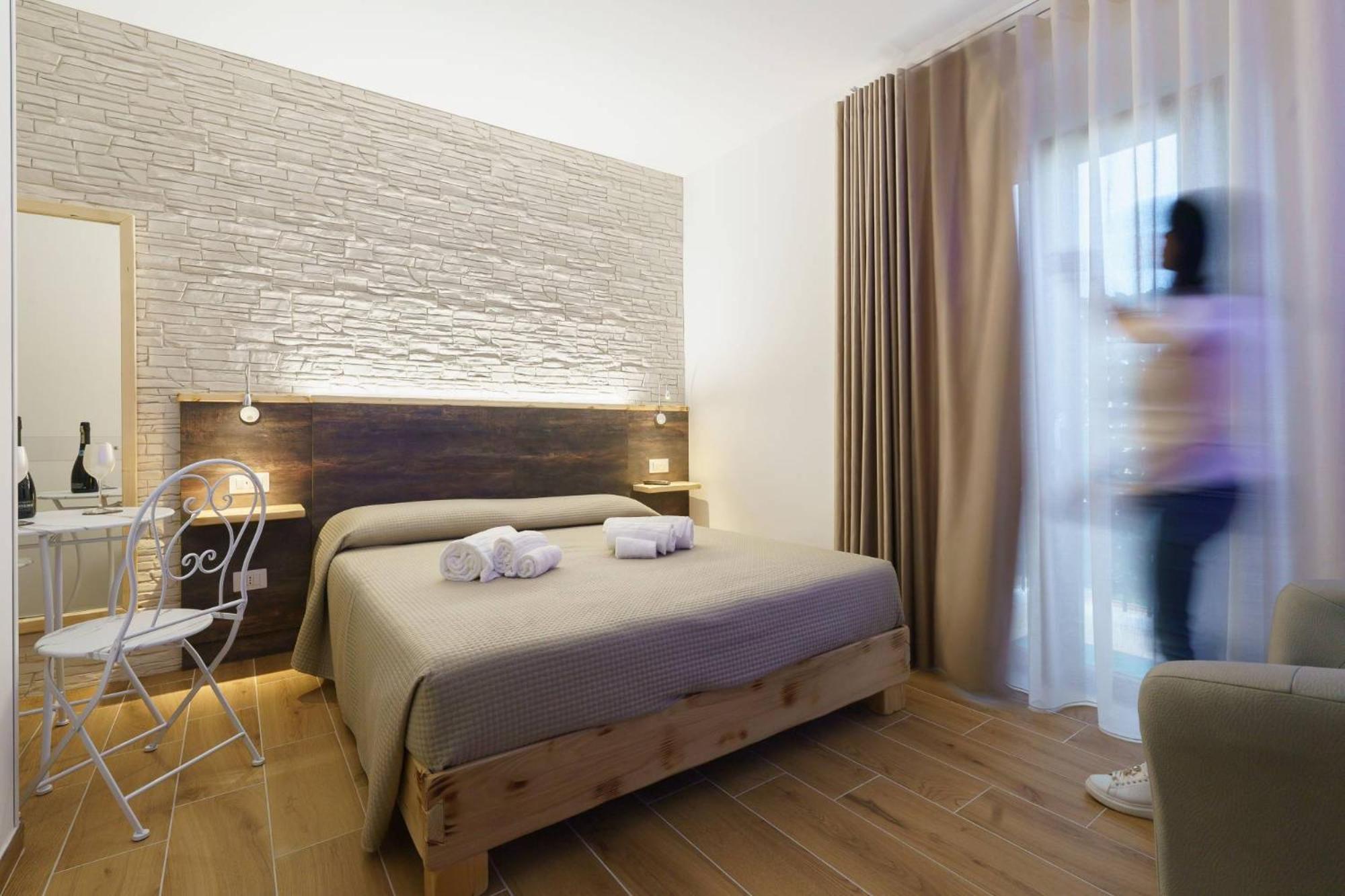 Chalet N5 Guest House Катандзаро Экстерьер фото